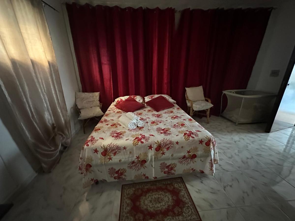 Imperium Allestimenti Bed and Breakfast Nápoles Exterior foto
